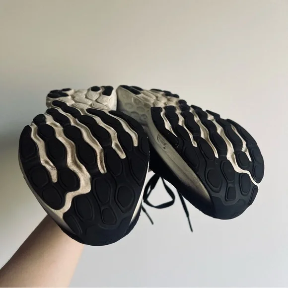 Women's New Balance Fresh Foam X 1080v13 Running Shoes in Black White Women’s 8